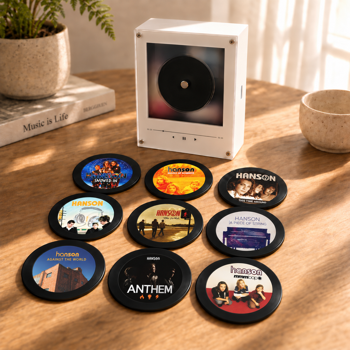 Hanson MagTune Mini CD Player Light Box - Album Art Disc Night Light & Music Decor Display, USB Backlit Pop Rock Fan Gift