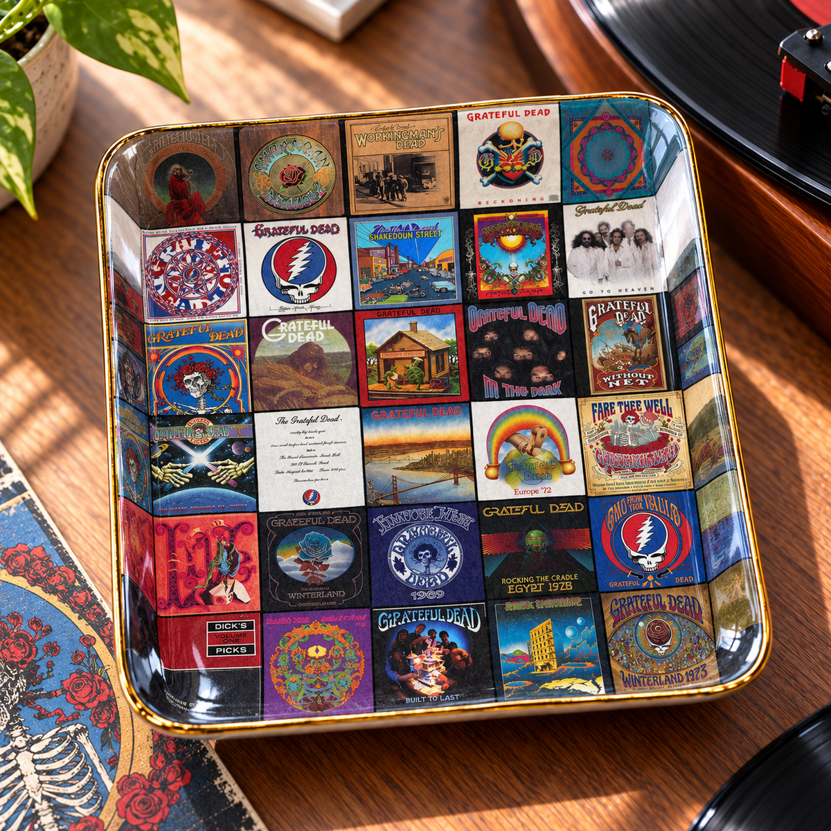 Grateful Dead Album Cover Jewelry Dish – Vintage Psychedelic Rock Collage Trinket Tray, Wavy Ceramic Ring Holder