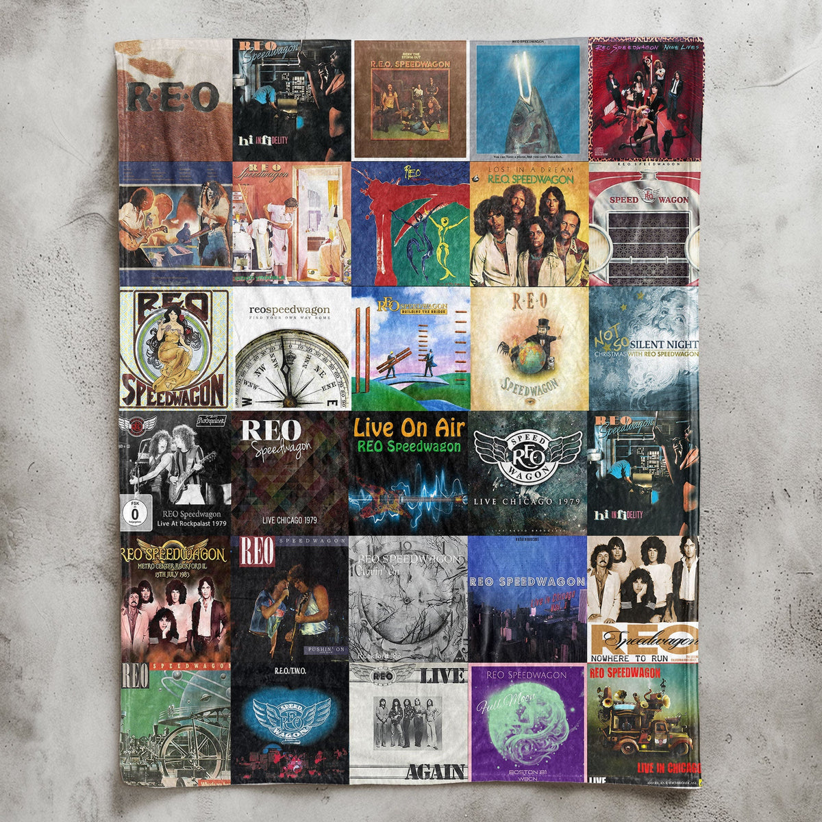 REO Speedwagon Sherpa Blanket – A Warm Throwback to Rock’s Golden Moments